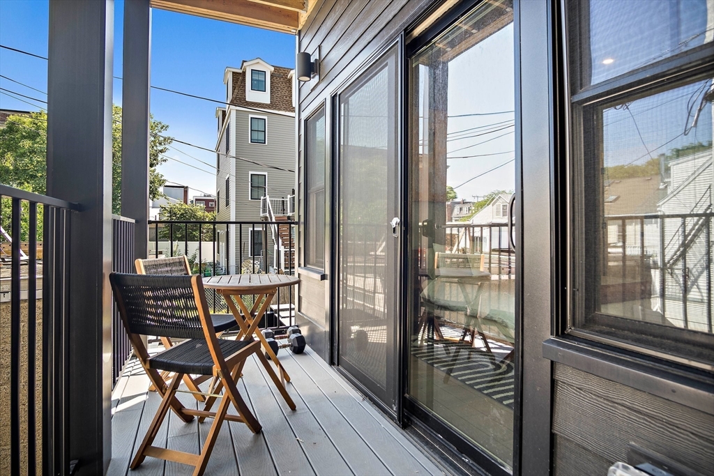 38 Lexington St # U2