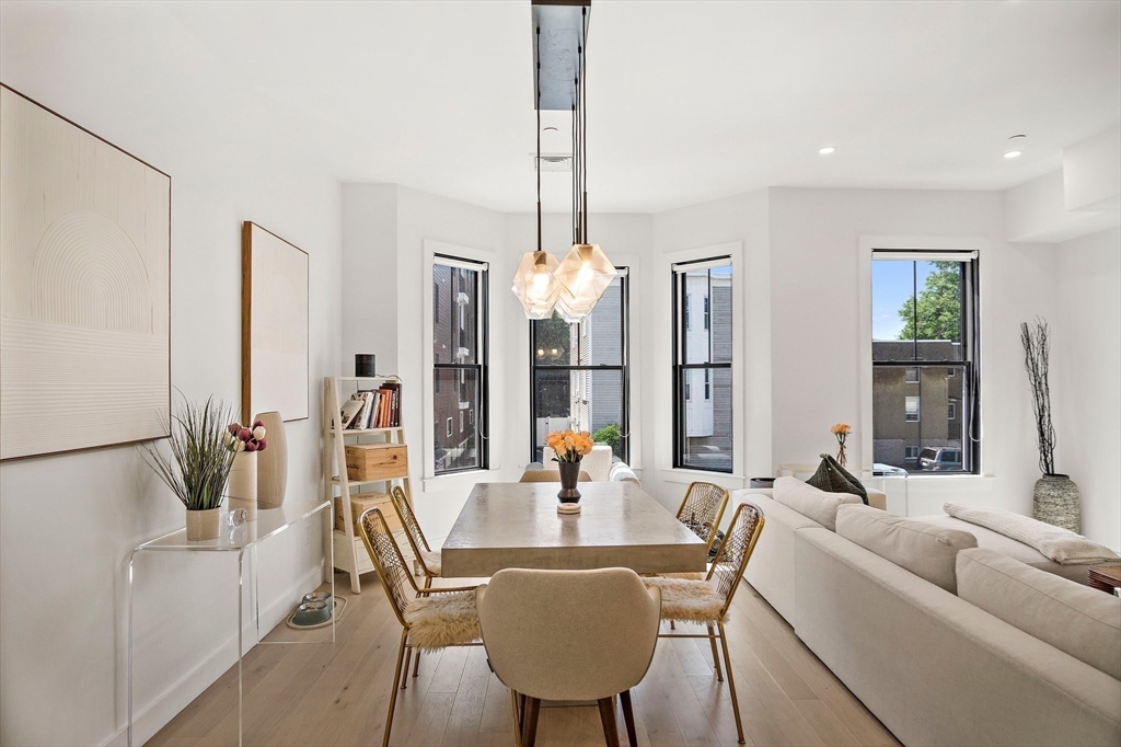 38 Lexington St # U2