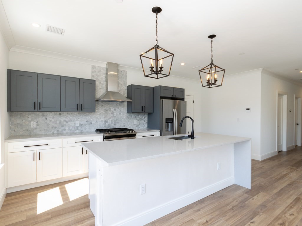 2 Neponset Ave # 2