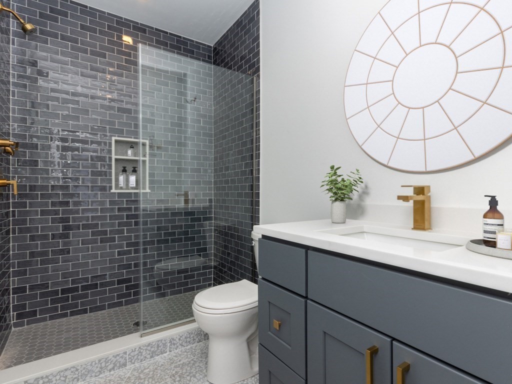 2 Neponset Ave # 2