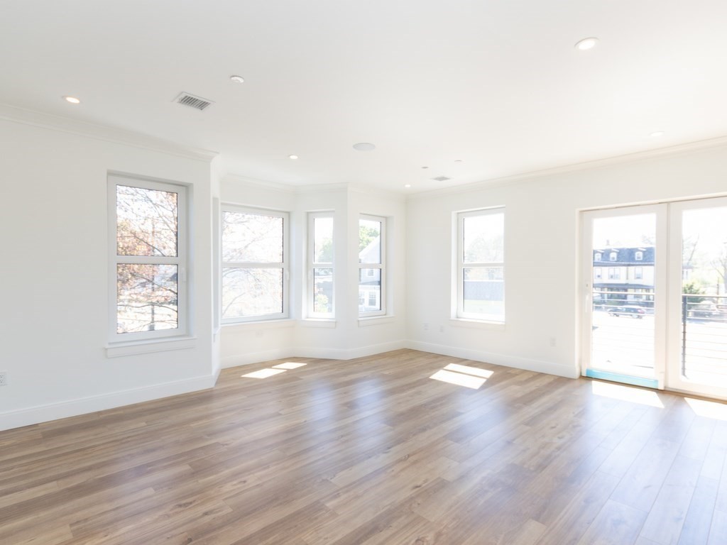 2 Neponset Ave # 2