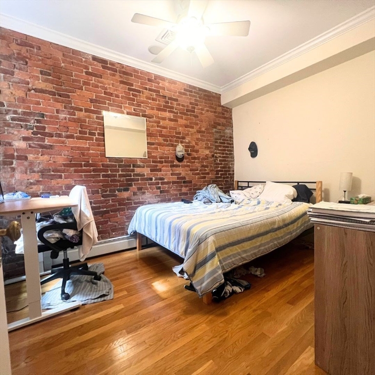 13 Albemarle St # 3