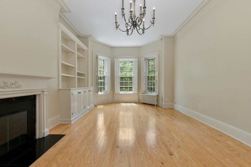 381 Marlborough St # 2