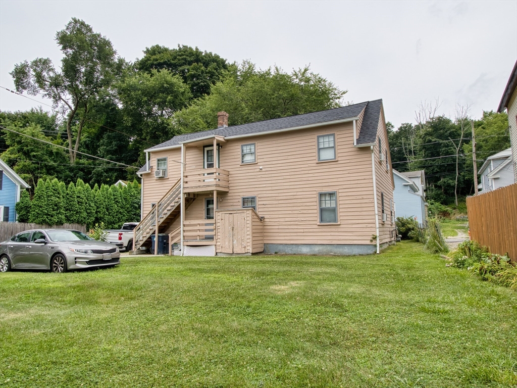 54 Lens St