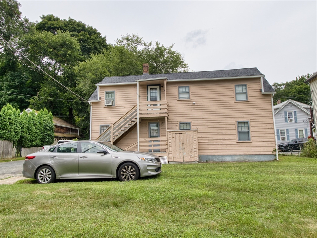 54 Lens St
