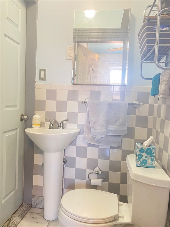 515 Massachusetts Ave. # 2