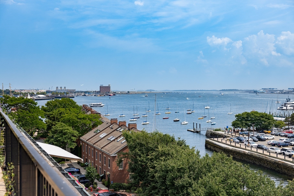 343 Commercial St # 602