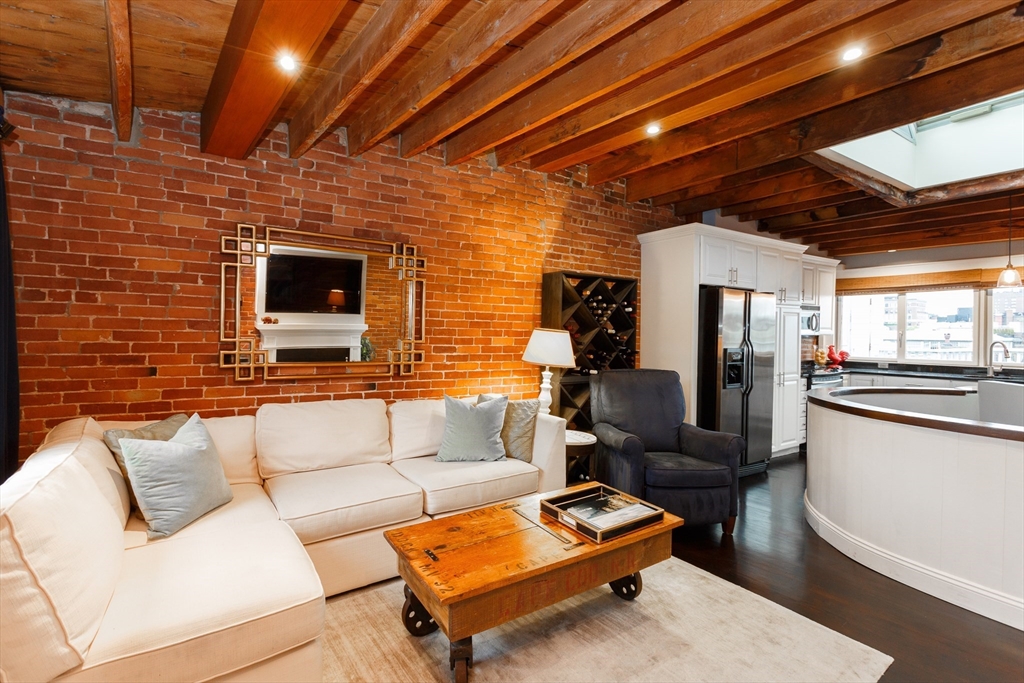 34 River Street # 4