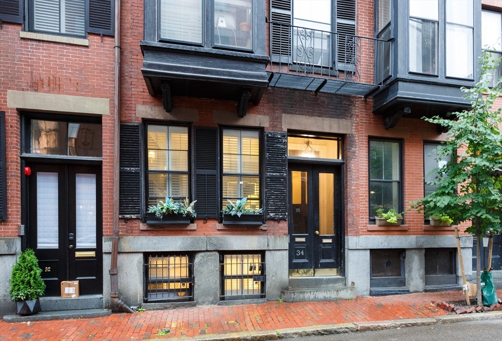 34 River Street # 4