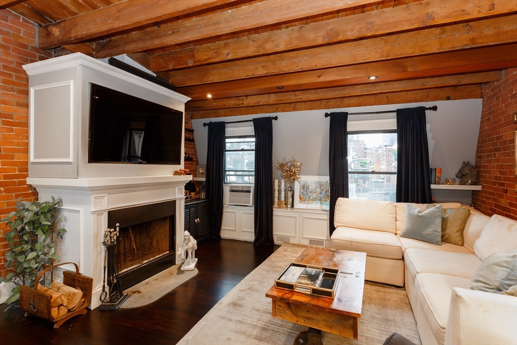 34 River Street # 4