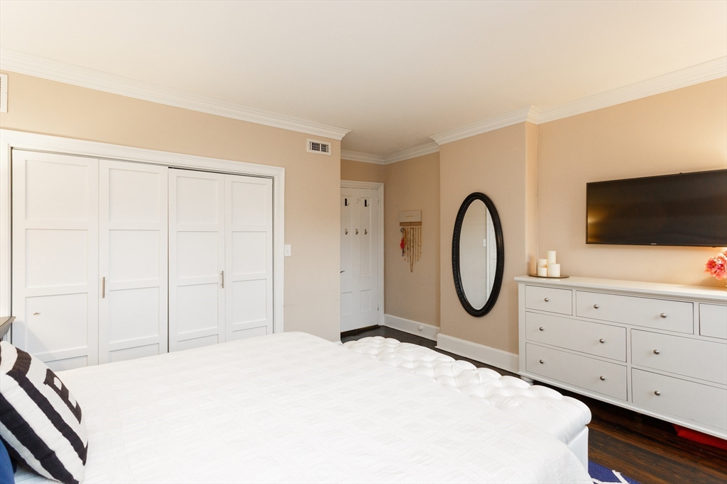 34 River Street # 4