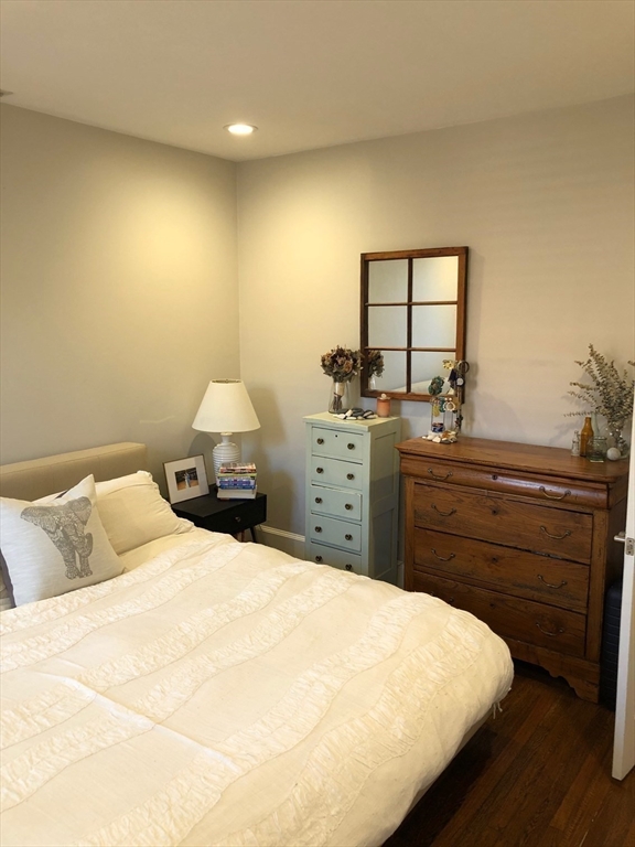 45 Concord Square # 2