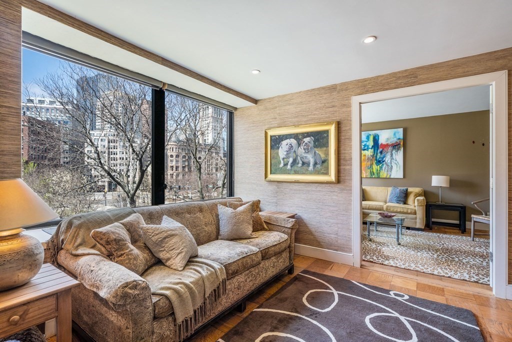 65 E India Row # H Unit: 3 H