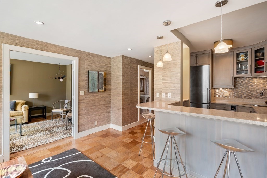 65 E India Row # H Unit: 3 H