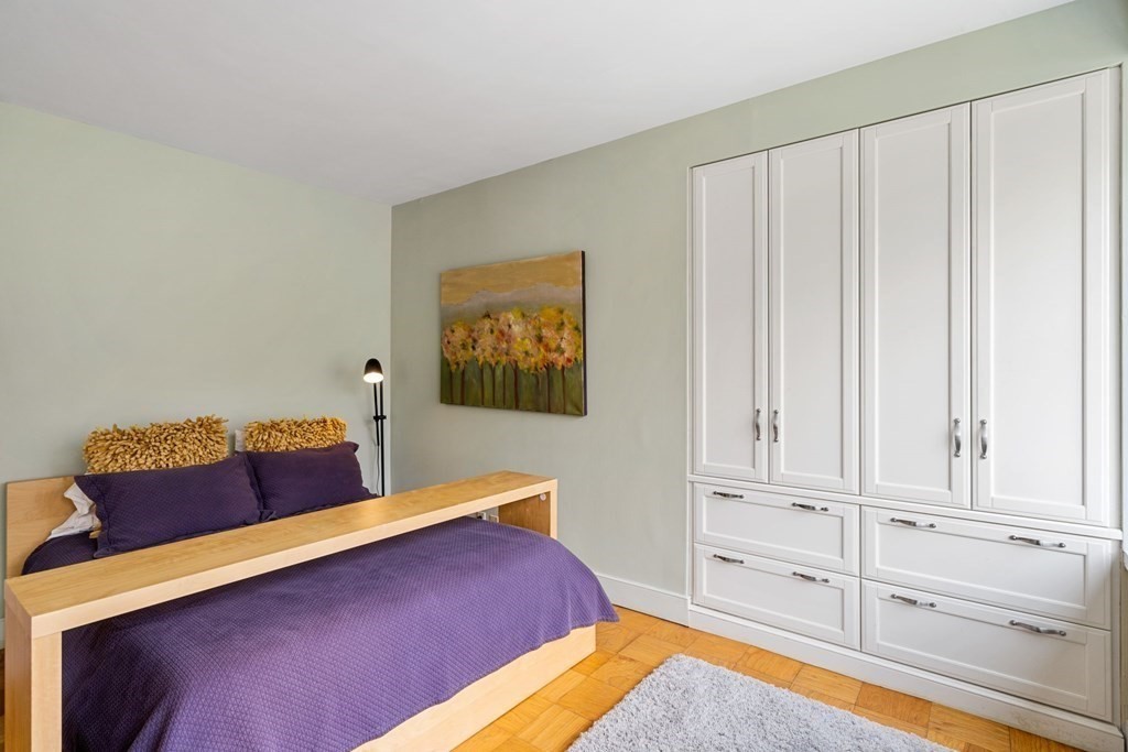 65 E India Row # H Unit: 3 H
