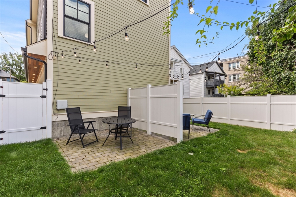 95 West Walnut Park # 2