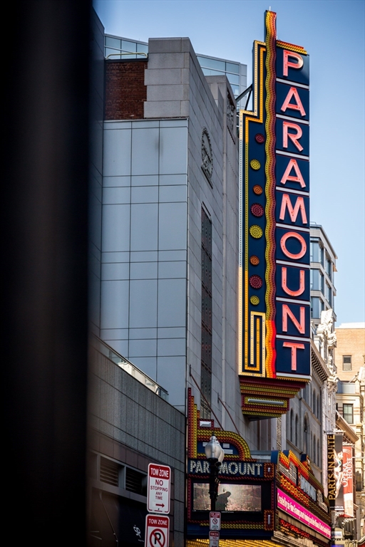 580 Washington Street Unit: PH5