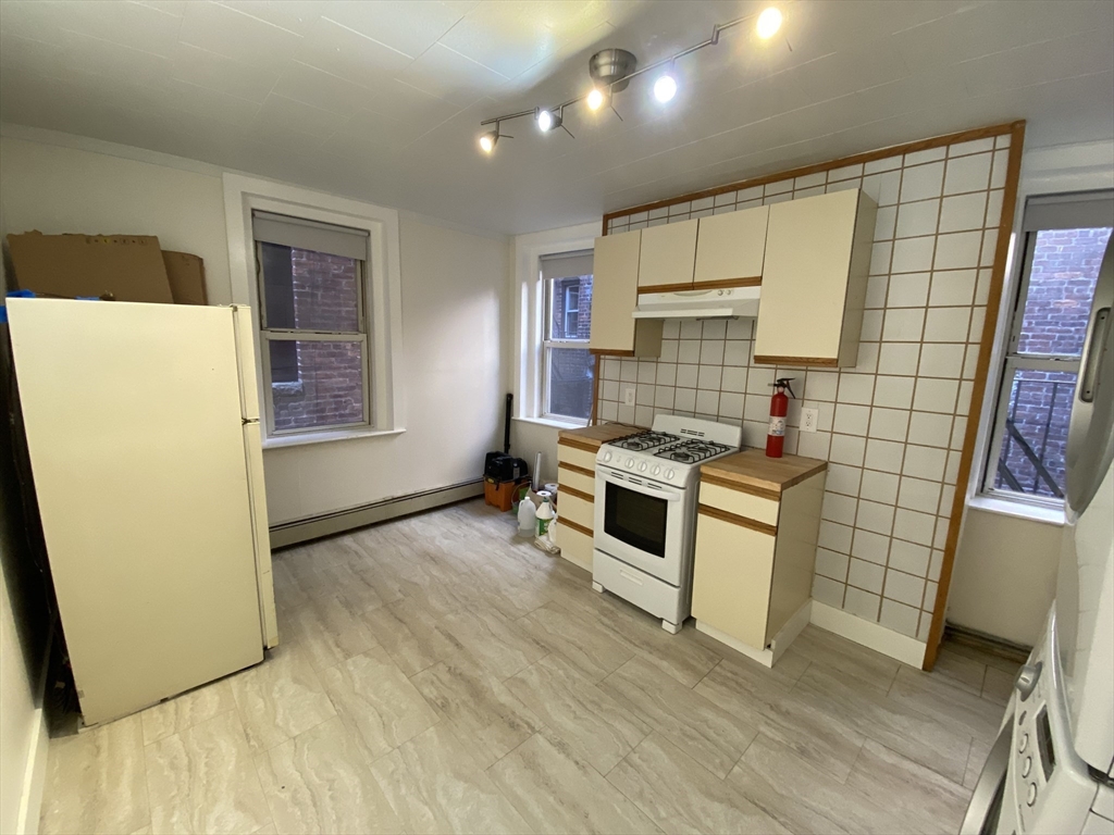 16 Henchman Street # 3F