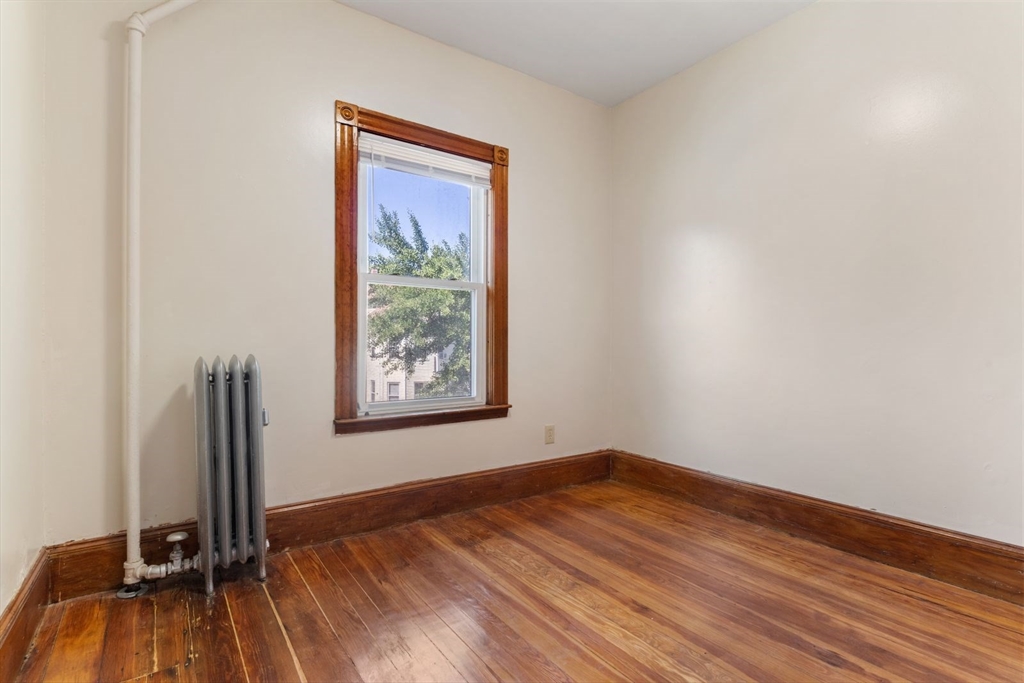 116 Tonawanda St. # 2