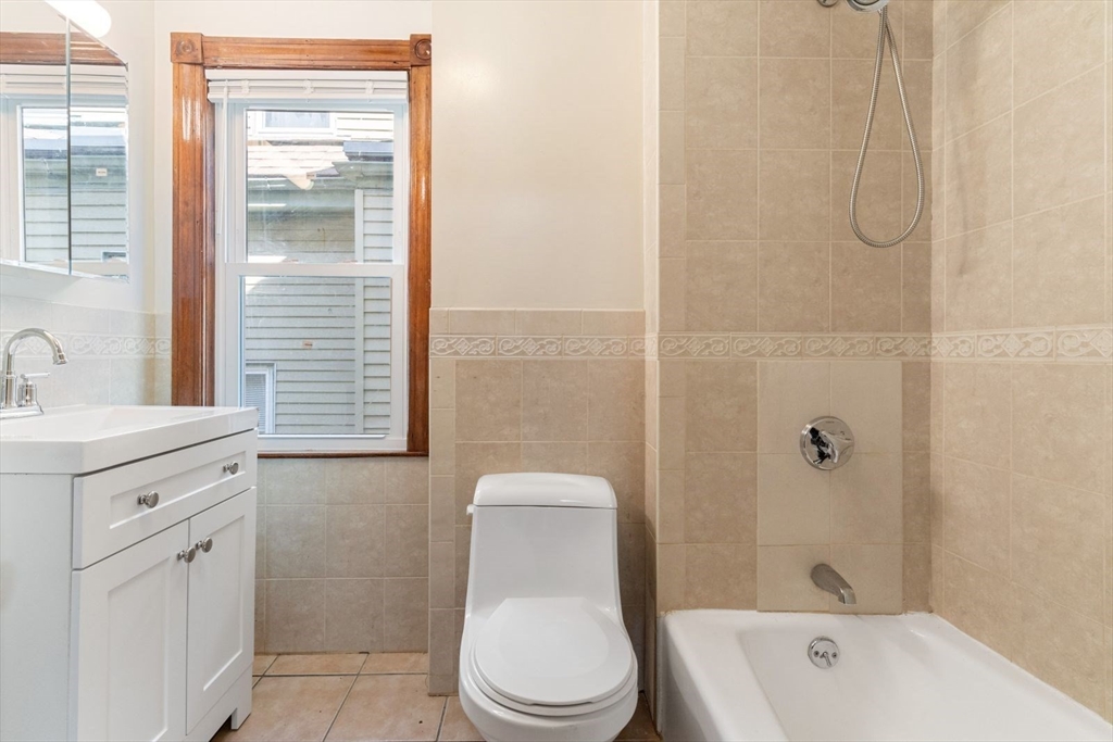 116 Tonawanda St. # 2