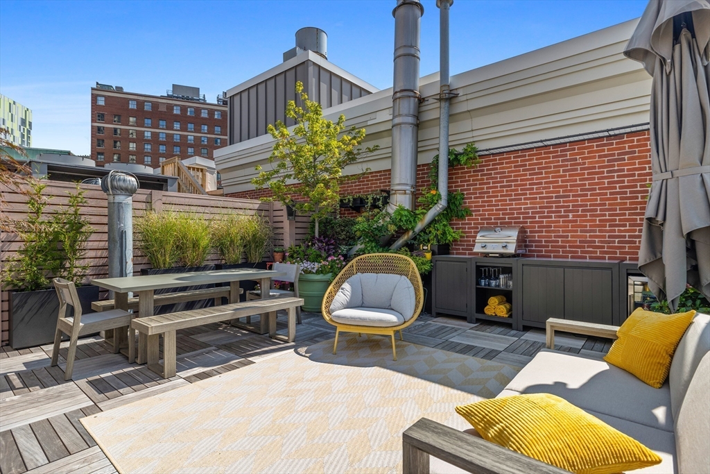 90 Broadway St. # 5D
