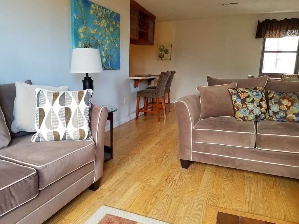386 Commercial Street # 5E