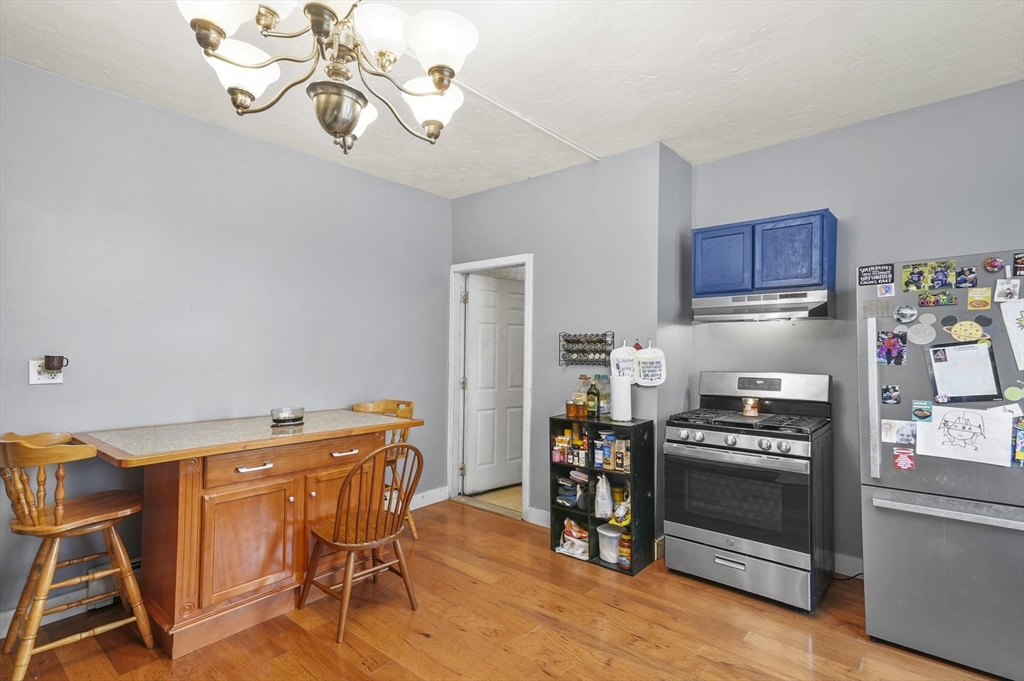 22 Hollywood St # 1 Unit: 22-1