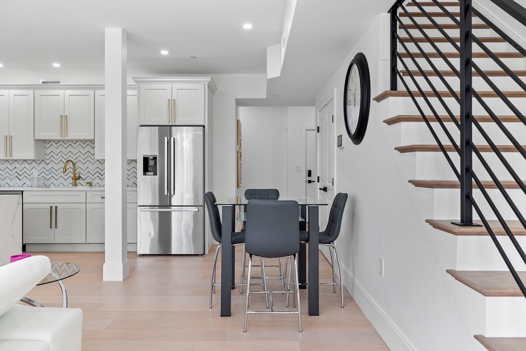 100 White St # 4
