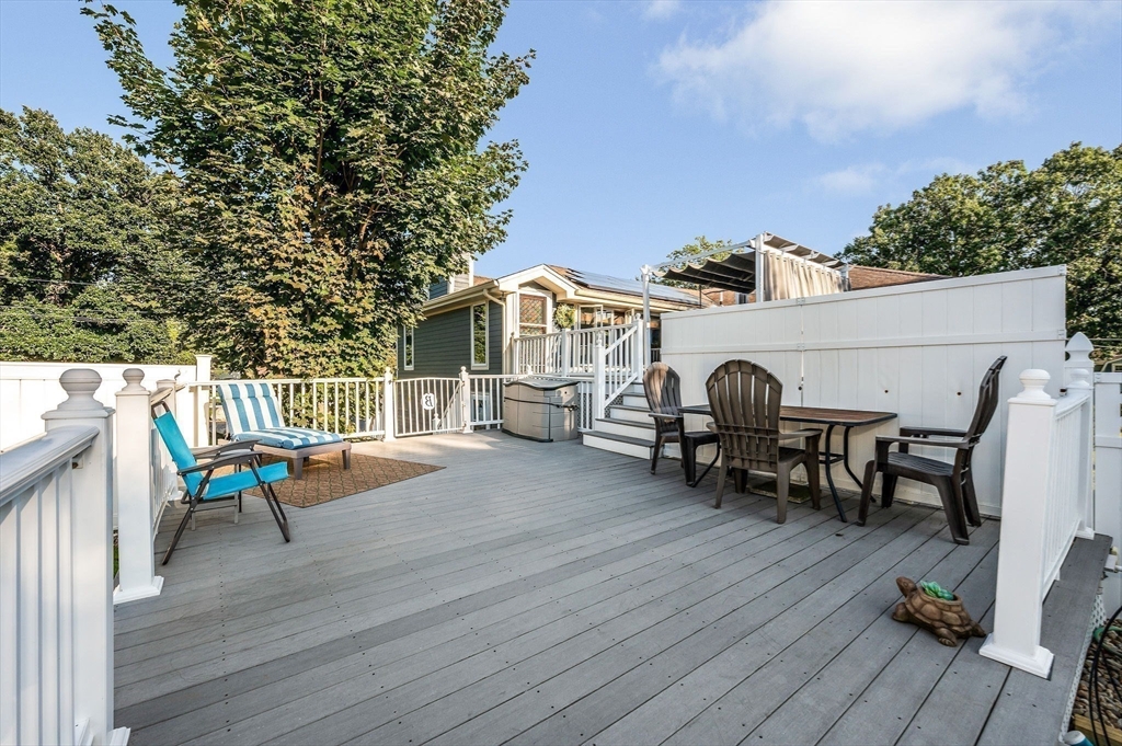 152 Fox Avenue