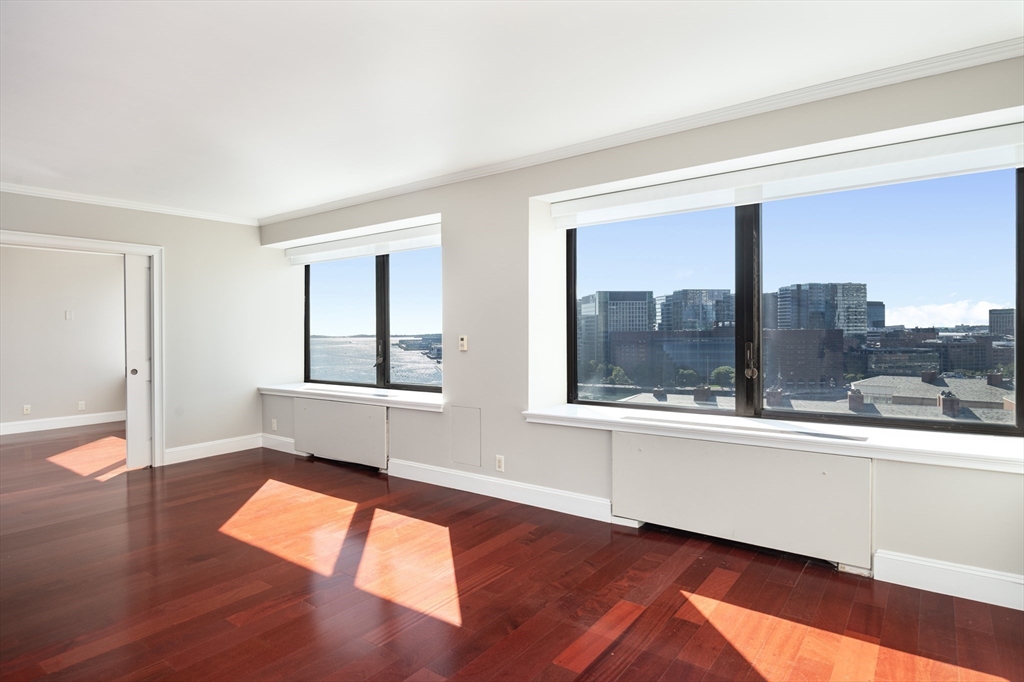 85 East India Row # 15E