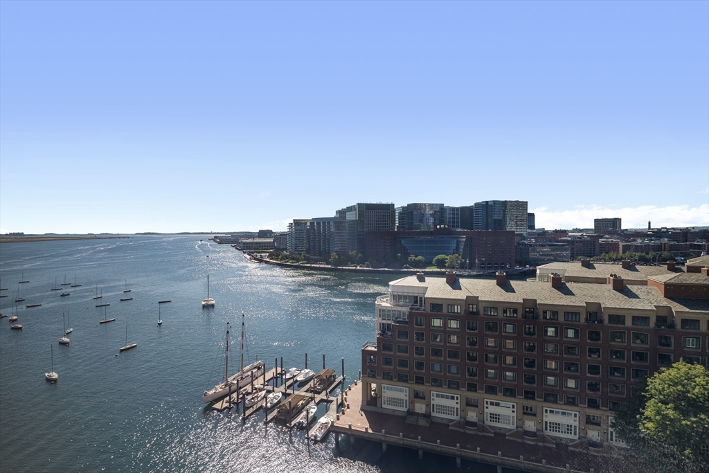 85 East India Row # 15E