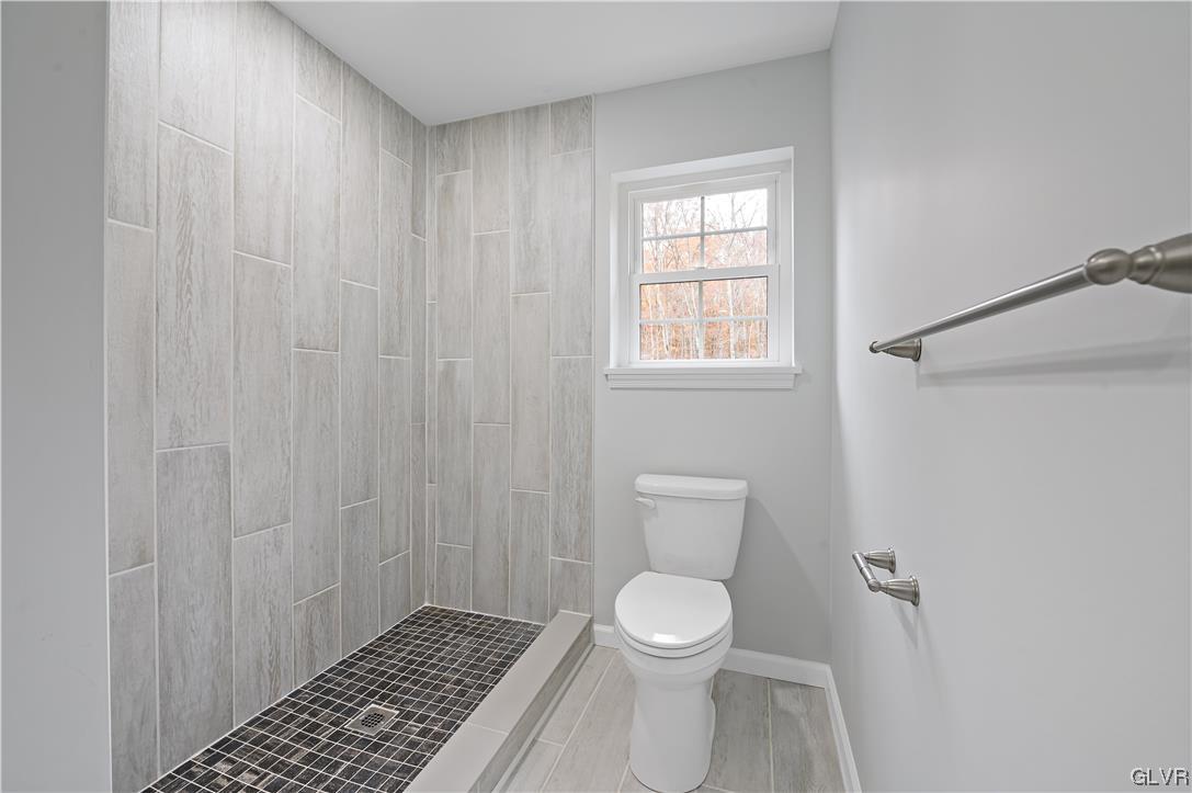 25 Oak Lane West