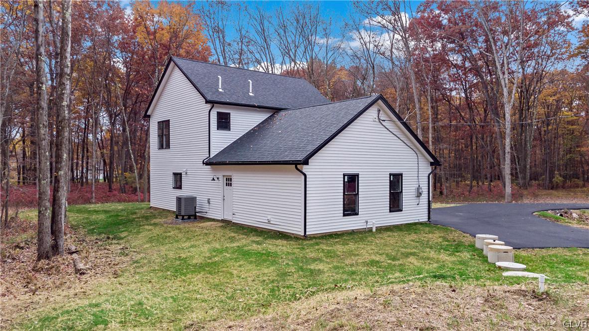 25 Oak Lane West