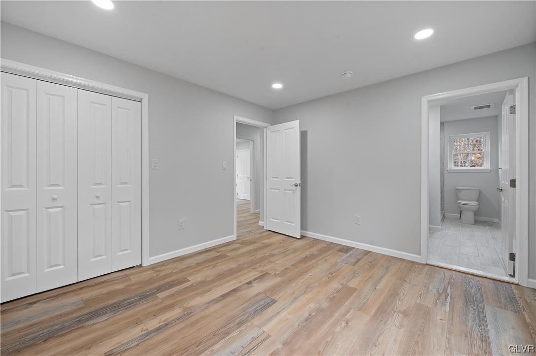 25 Oak Lane West