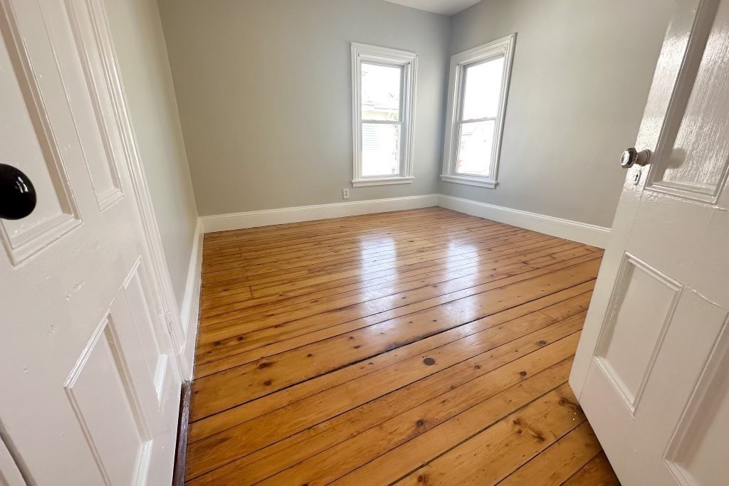 34 White St