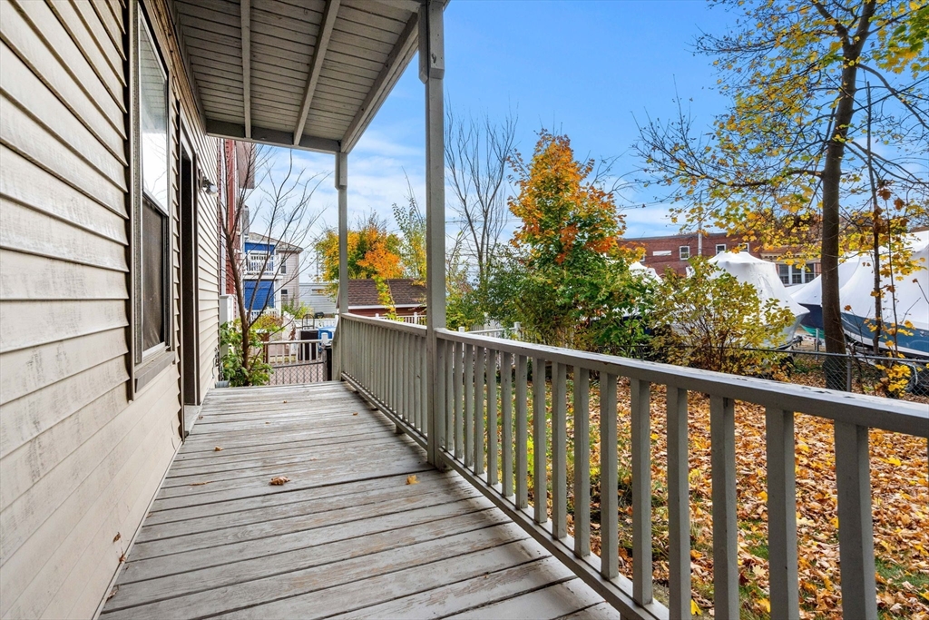 68-70 Hathorne St # 1