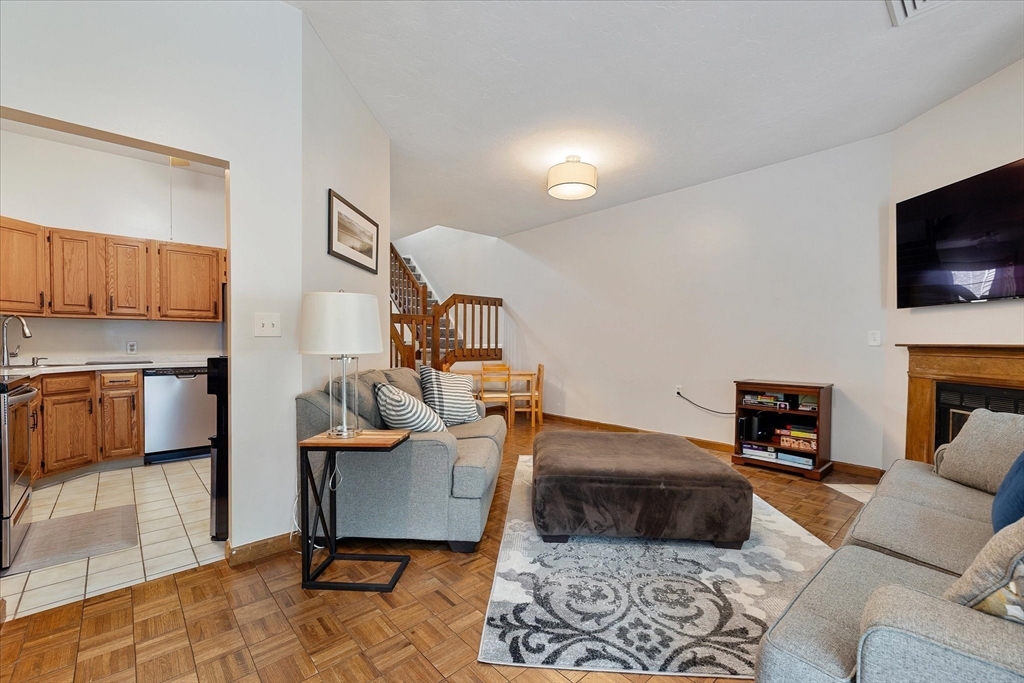 22 Thayer Pond Dr # 2