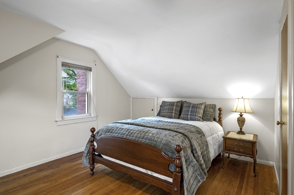 14 Arnold Rd
