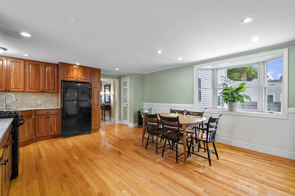 14 Arnold Rd