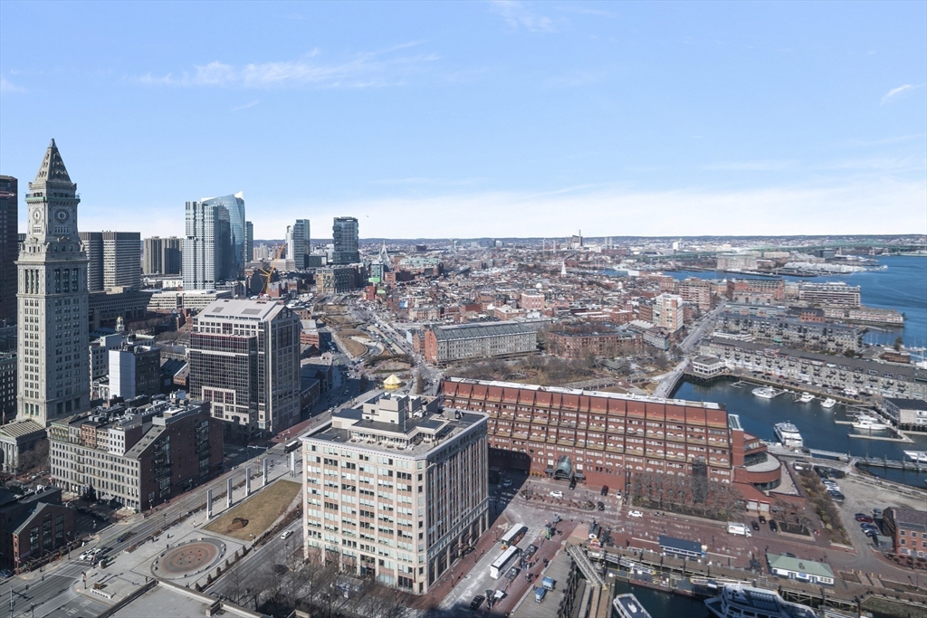 65 East India Row Unit: PHC