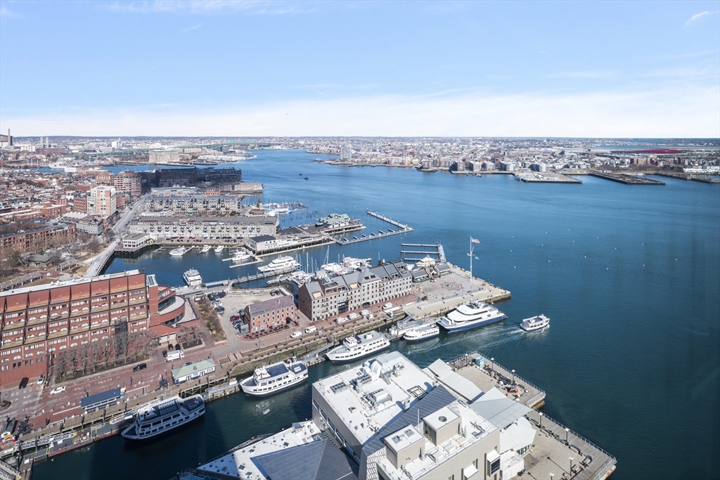 65 East India Row Unit: PHC