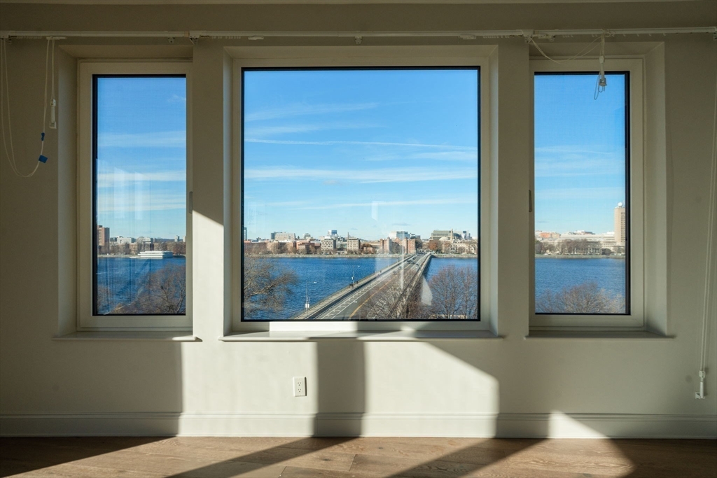 492 Beacon # 76
