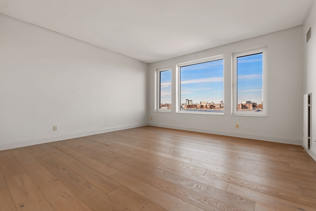 492 Beacon # 76