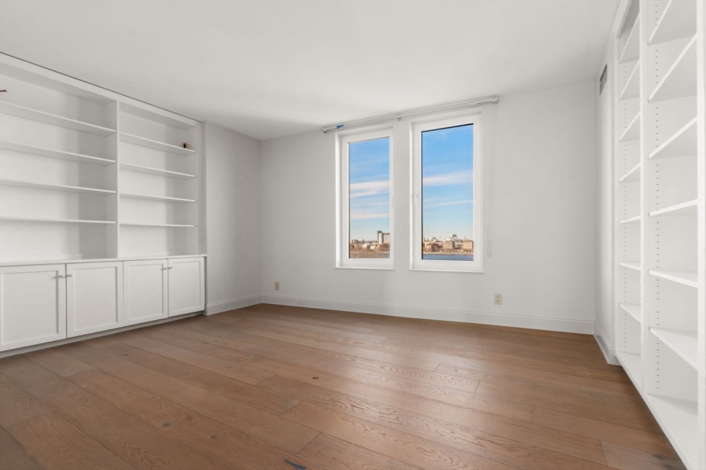 492 Beacon # 76