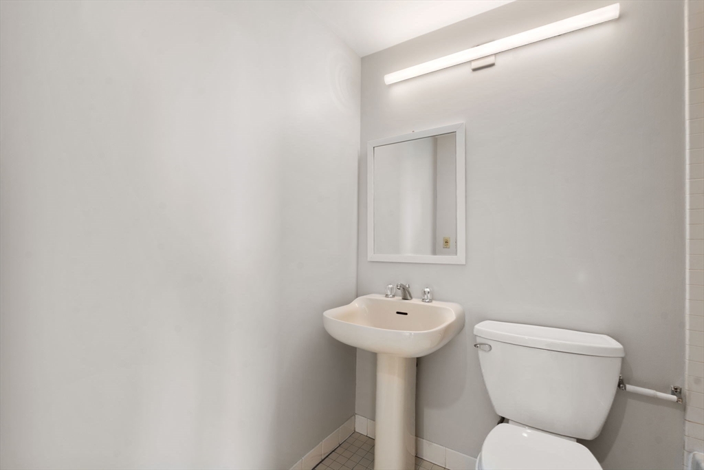 492 Beacon # 76