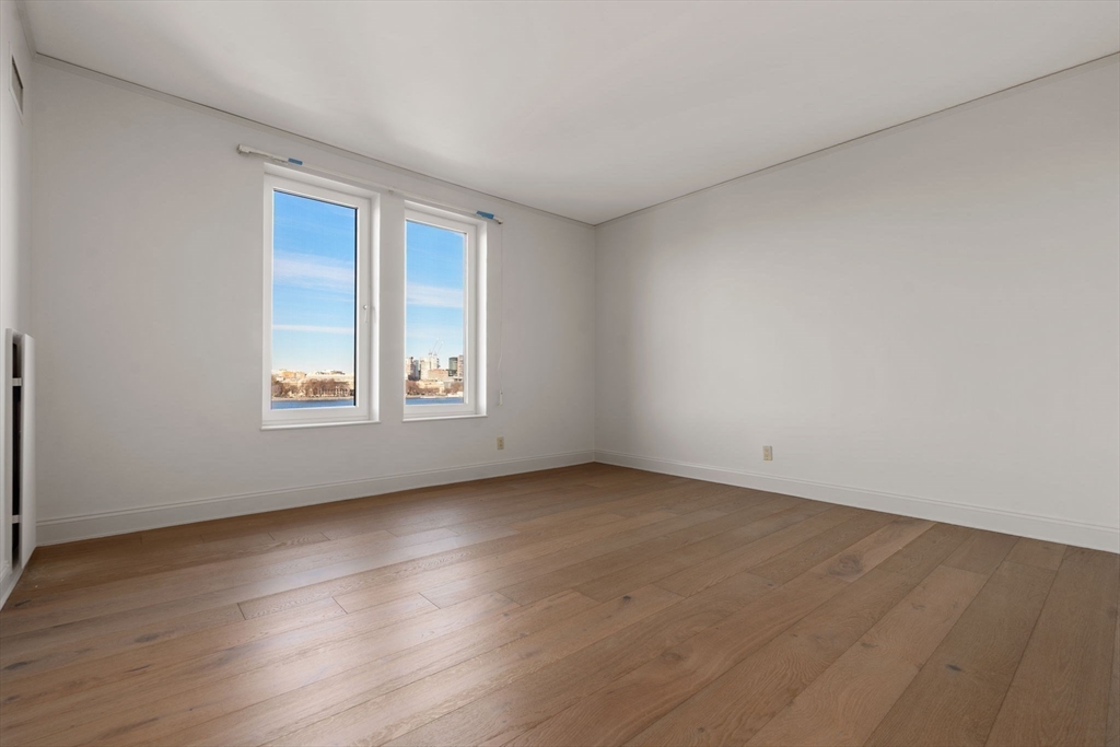 492 Beacon # 76