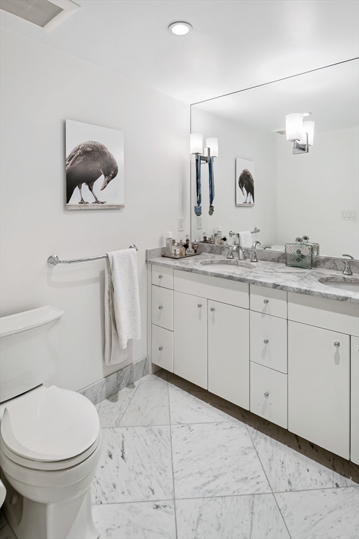 20 Rowes Wharf # 406
