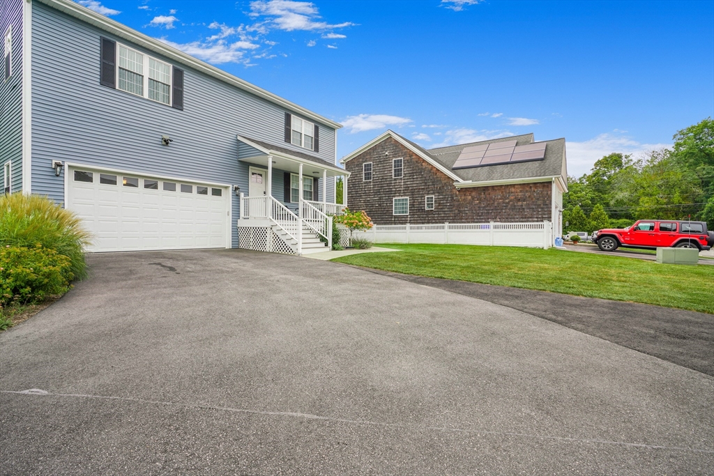 5 Village Rd