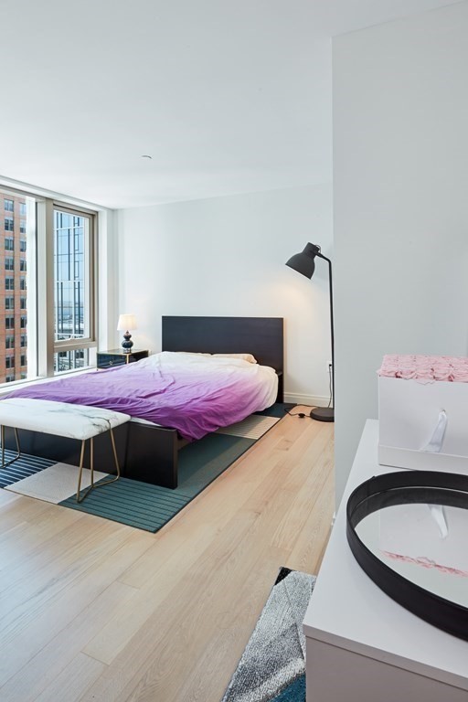 133 Seaport Blvd # 1215