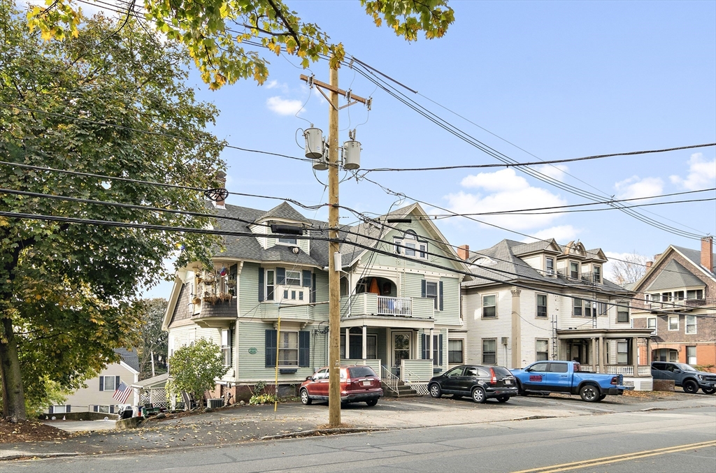 227 Nesmith Unit: E